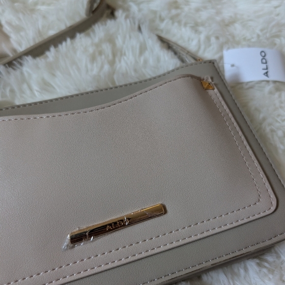 Aldo Womens Cross Body Bag - Light olive green with beige - Picture 8 of 12
